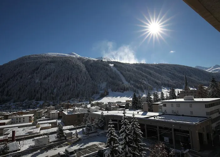 New Renovated Apartment In Center Of Davos